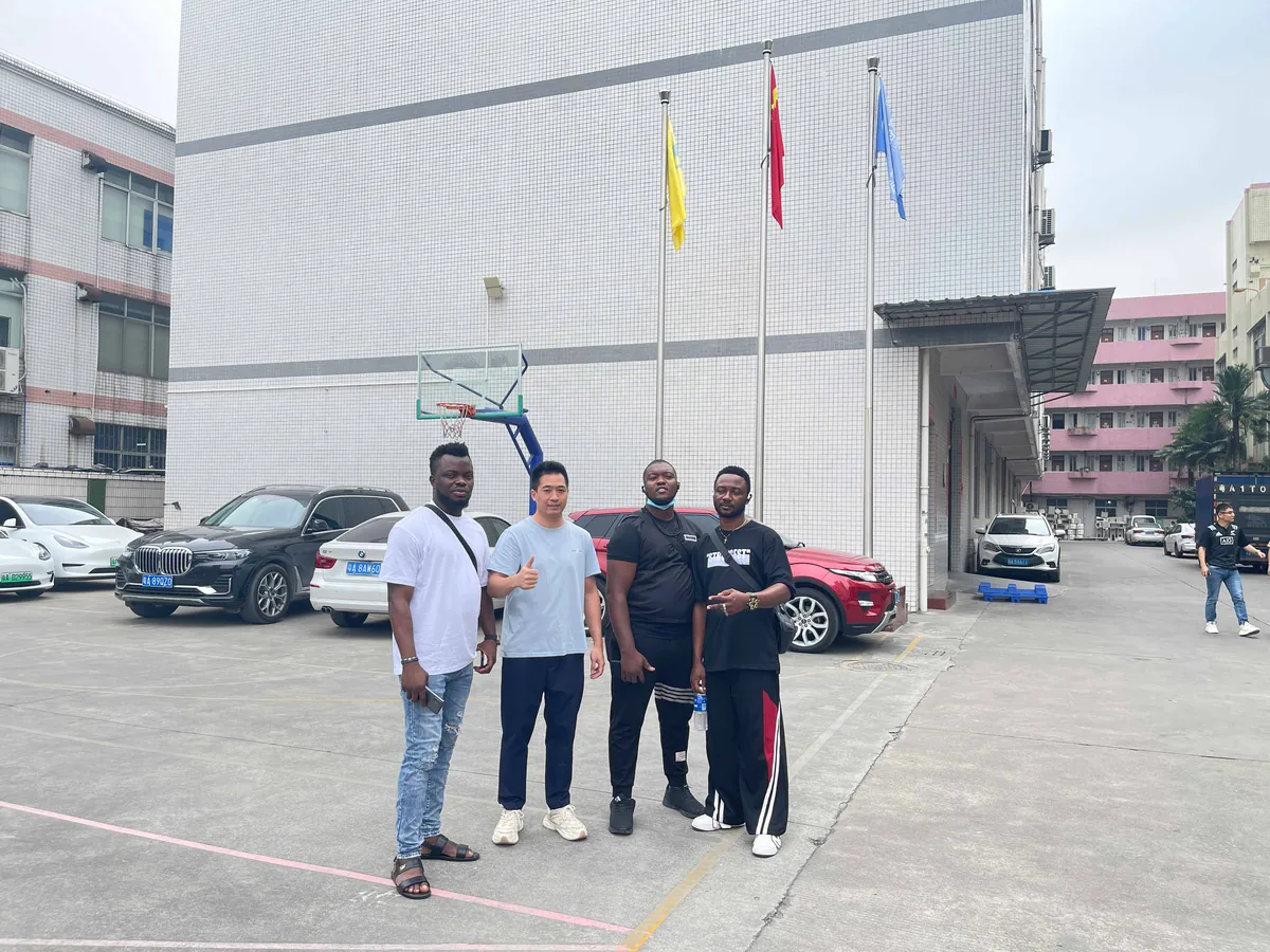 International buyers visiting the FQBeauty beauty equipment factory