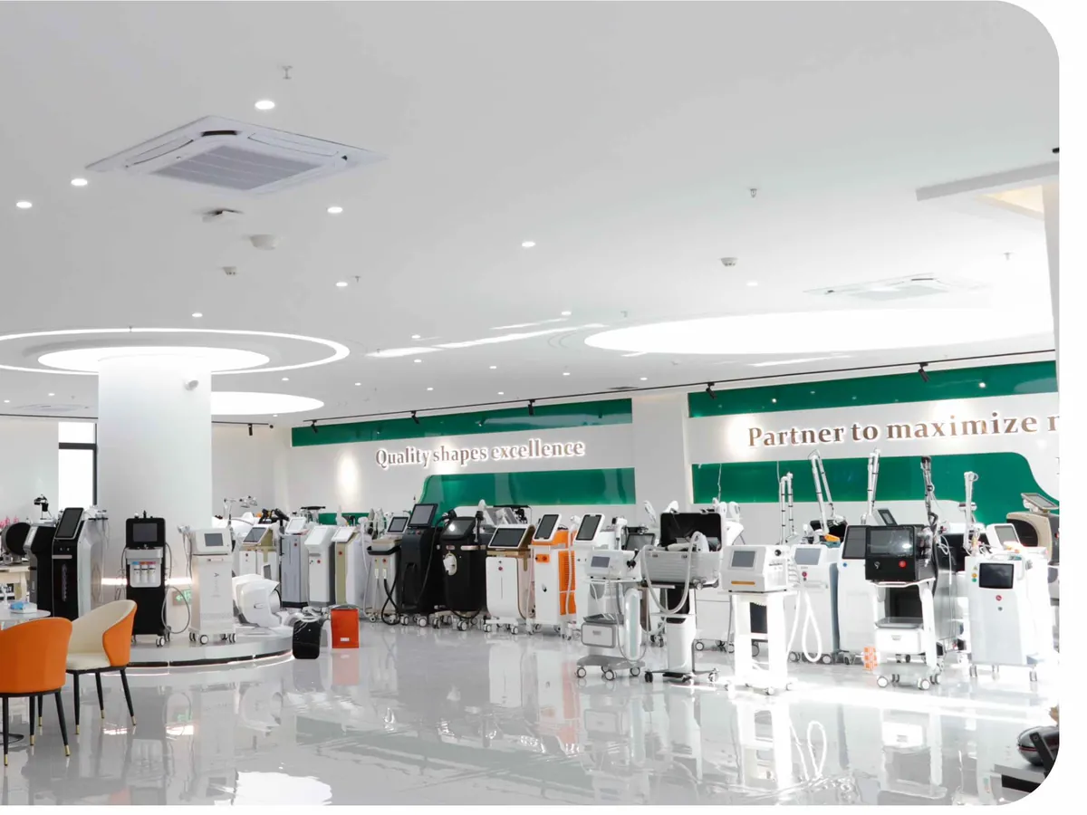 FQBeauty showroom displaying professional beauty machines for distributor evaluation